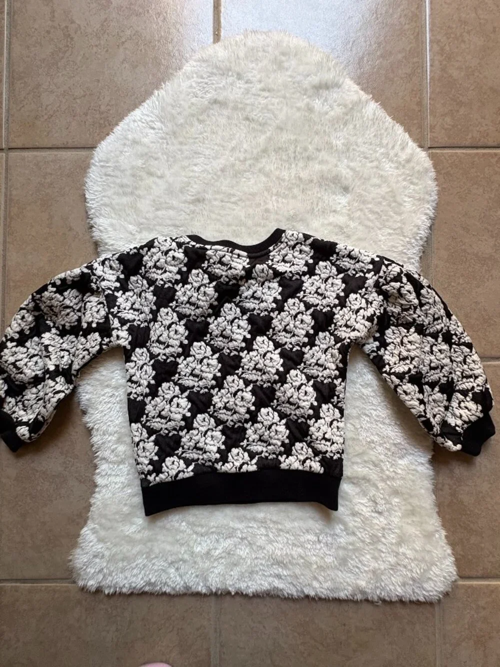 Janie and Jack Girls Floral Jacquard Black White Textured Cropped Sweatshirt 5